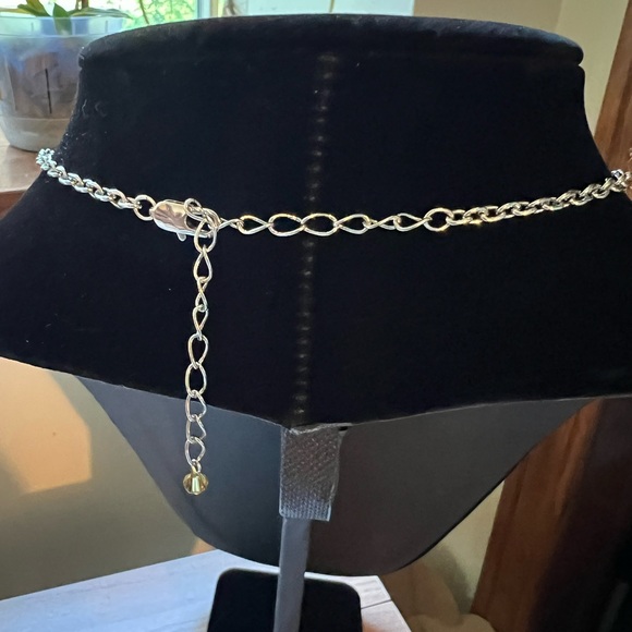 Silver Tone Beaded Cluster Necklace with Pearl Accents - Picture 4 of 9